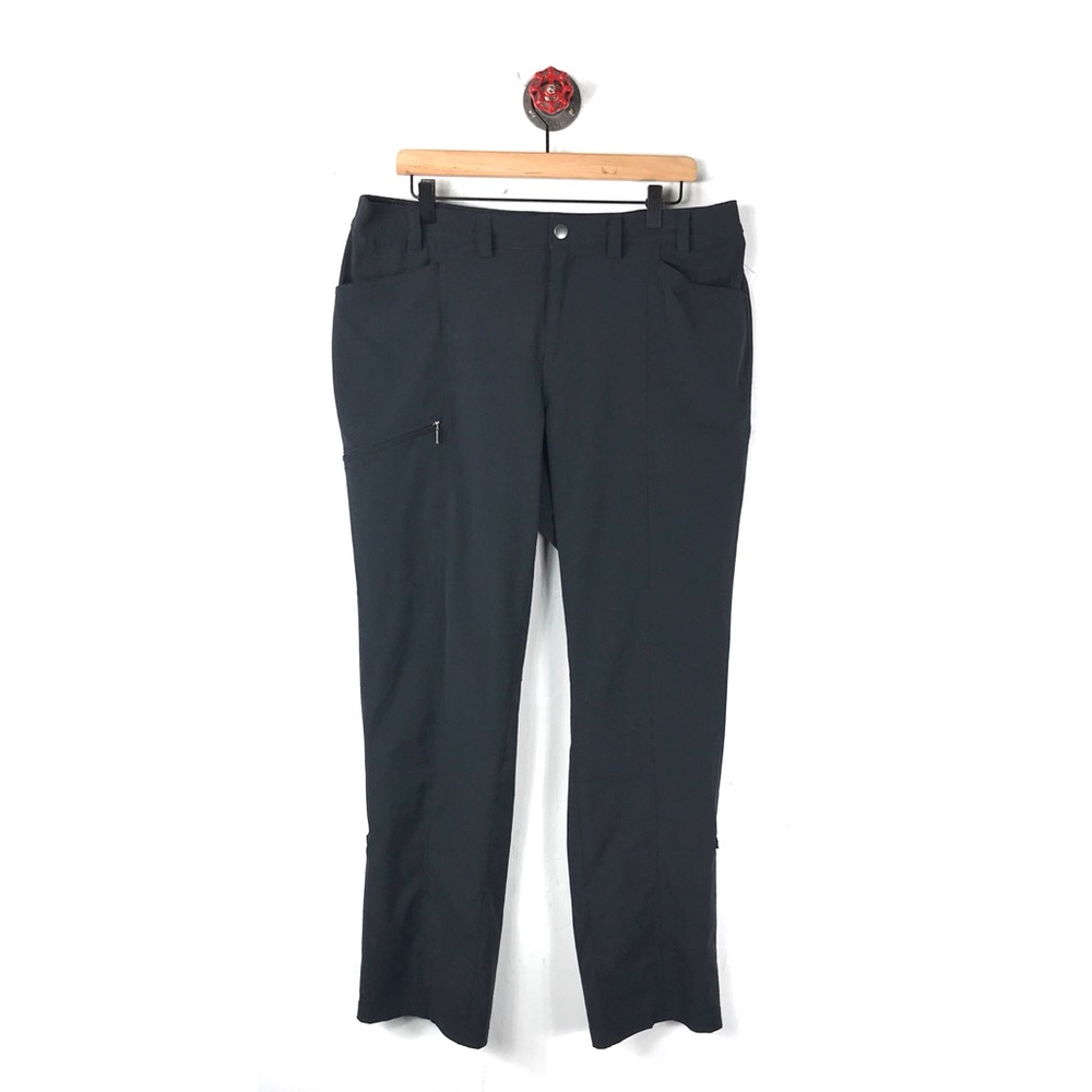 Duluth Trading 16x31 pants outfit multi pockets